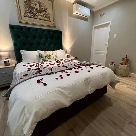 Le'Ciara Luxury Guest House Johannesburg Exteriör bild