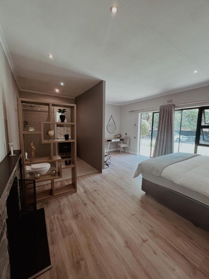 Le'Ciara Luxury Guest House Johannesburg Exteriör bild