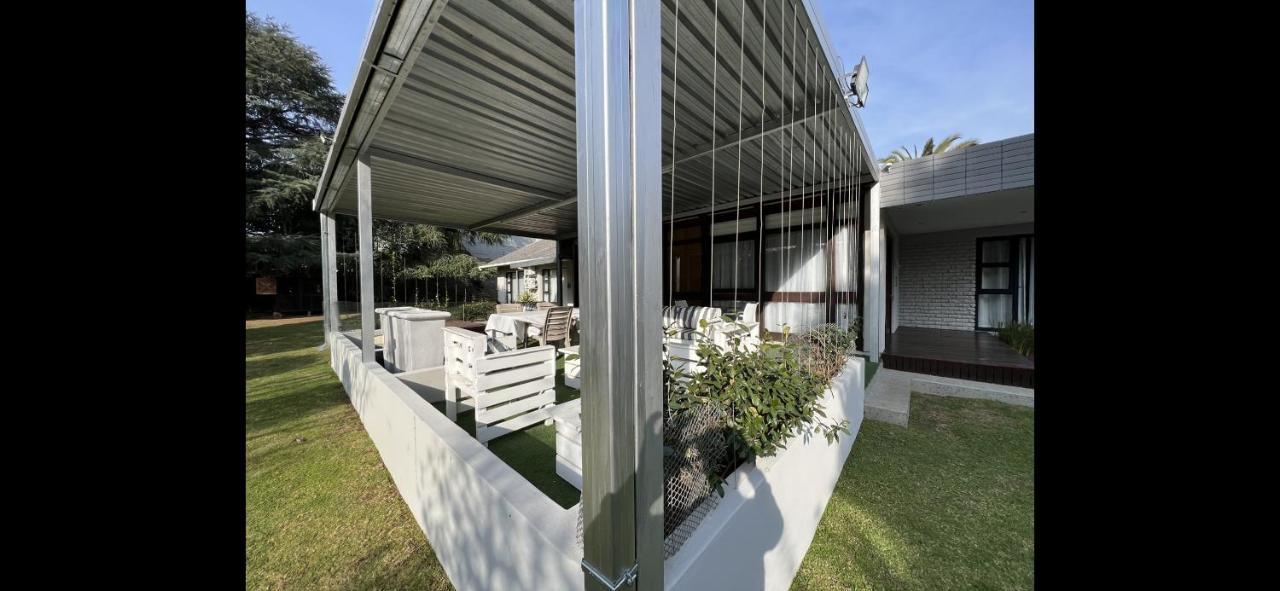 Le'Ciara Luxury Guest House Johannesburg Exteriör bild