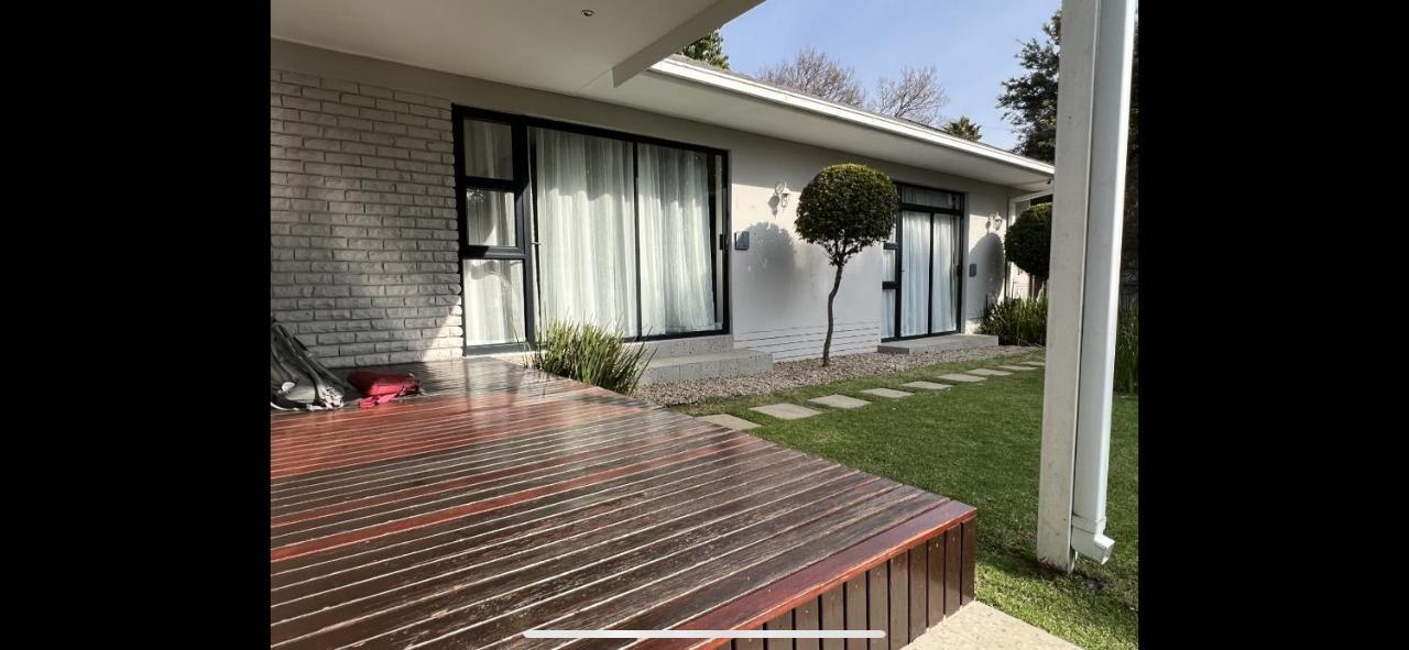 Le'Ciara Luxury Guest House Johannesburg Exteriör bild