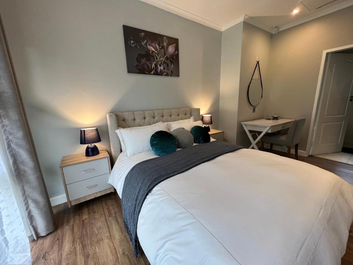 Le'Ciara Luxury Guest House Johannesburg Exteriör bild